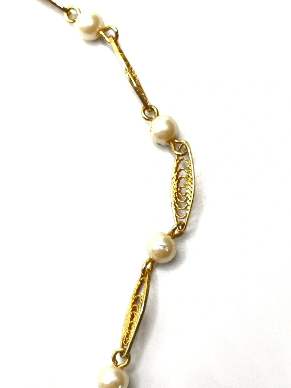 Vintage Sarah Coventry Filigree Lady 1973 Gold Tone Faux Pearl Choker Necklace